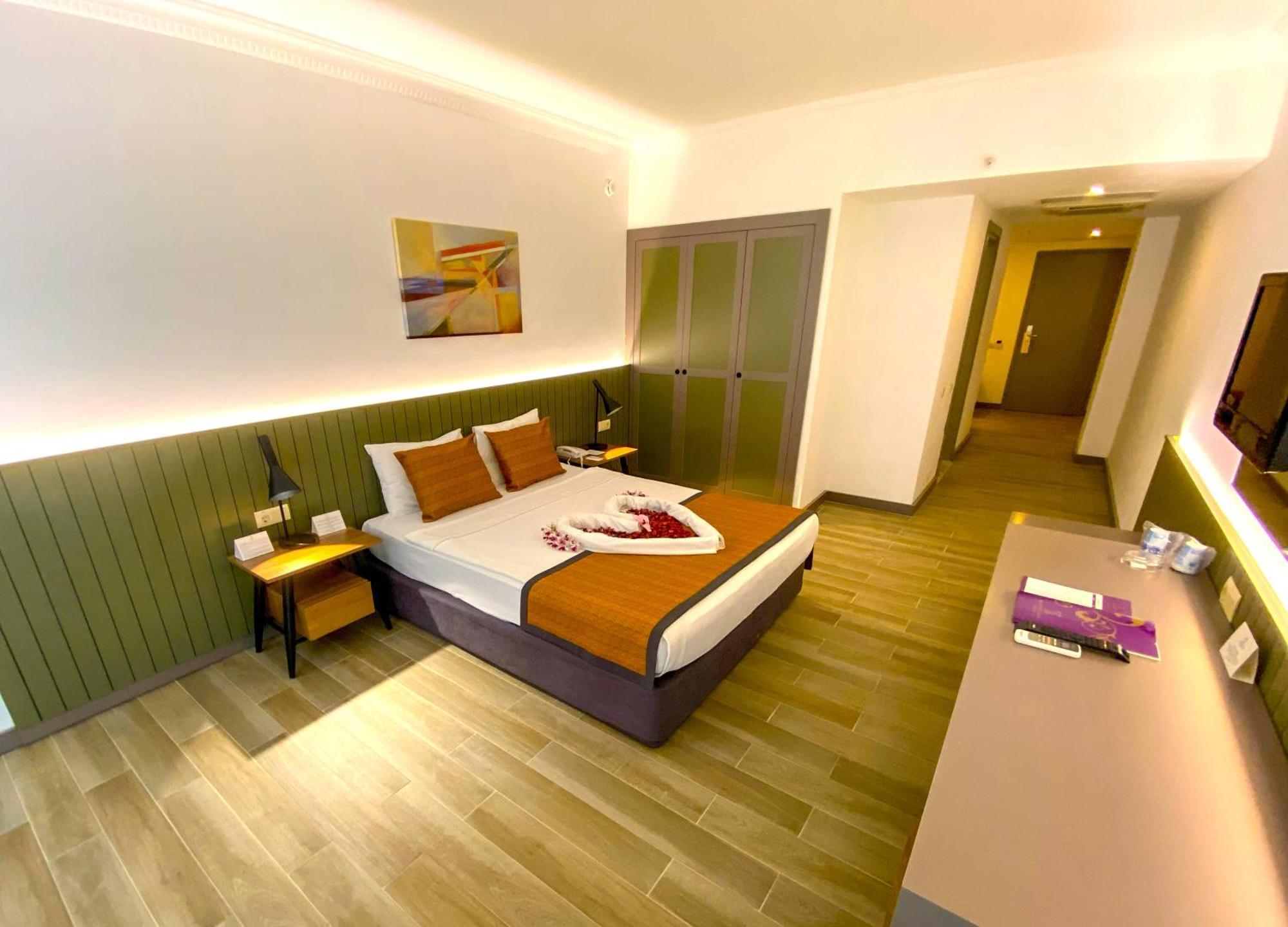 Queen'S Park Goynuk Hotel Kemer Ruang foto