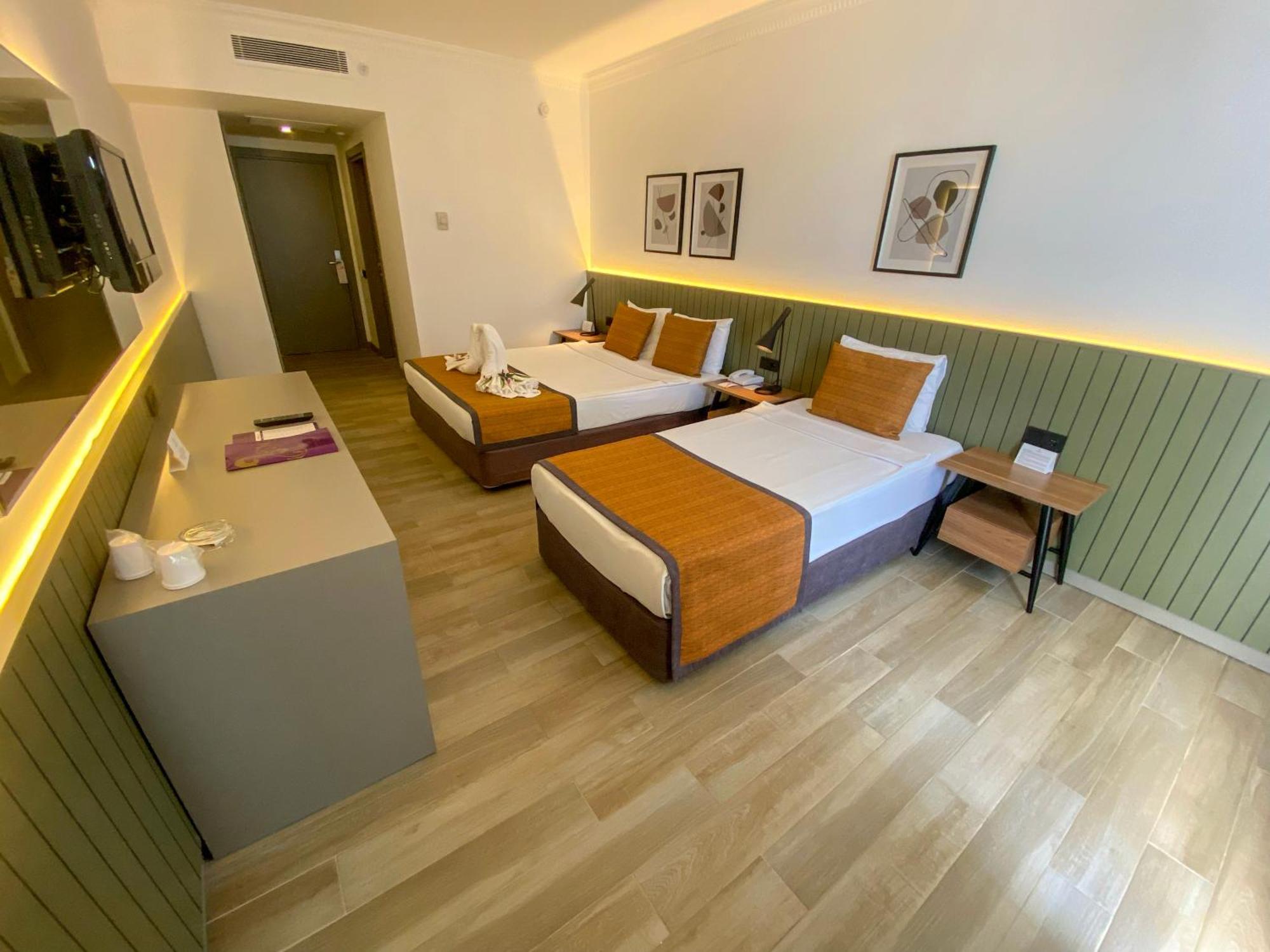 Queen'S Park Goynuk Hotel Kemer Ruang foto